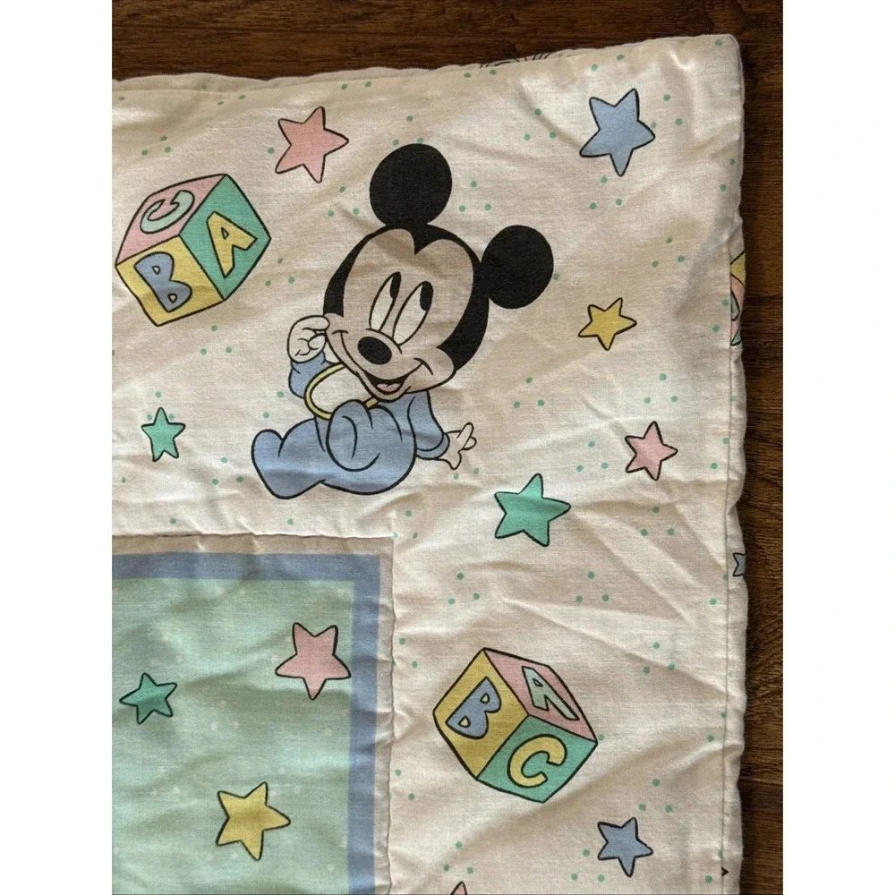 Vintage Disney Babies Mickey Minnie Donald Daisy Quilted Baby Blanket Dundee USA